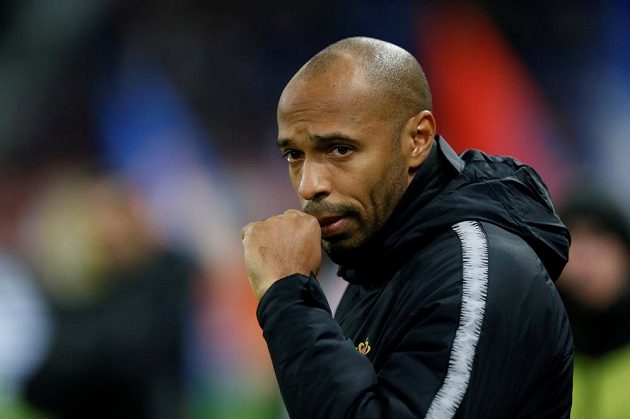 Skončí slavný kouč? Monako zbavilo trenéra Thierryho Henryho dočasně všech pravomocí a bude jednat o jeho další budoucnosti u týmu.