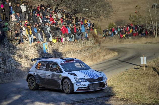 Jan Kopecký se Škodou Fabia R5 na trati Rallye Monte Carlo, kde vybojoval druhé místo v kategorii WRC2.