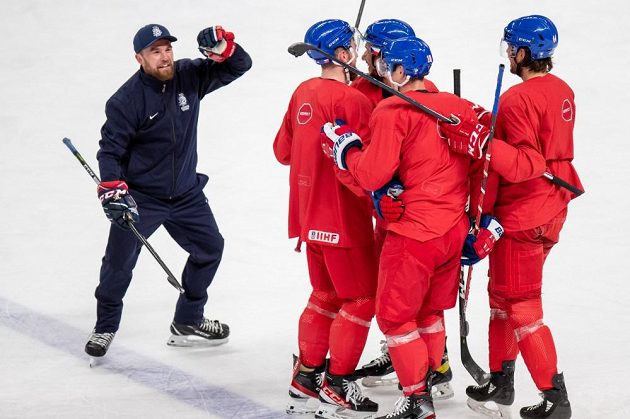 Laughing coach Fili Pešán at Wednesday's training session at the Riga Arena.