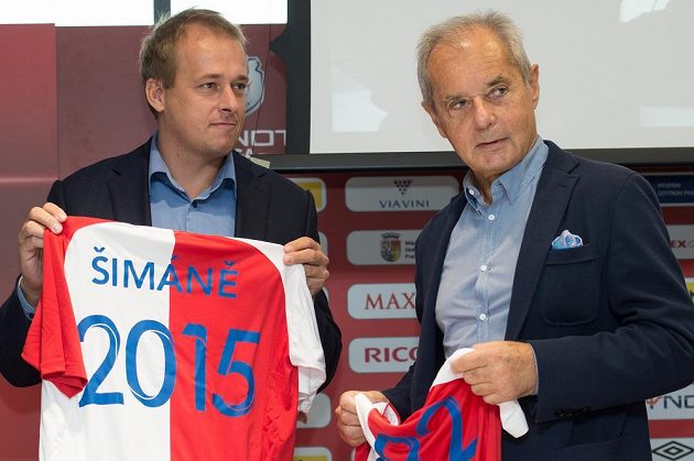 Spolumajitel Slavie Jiří Šimáně (vpravo) a generální ředitel klubu David Trunda.