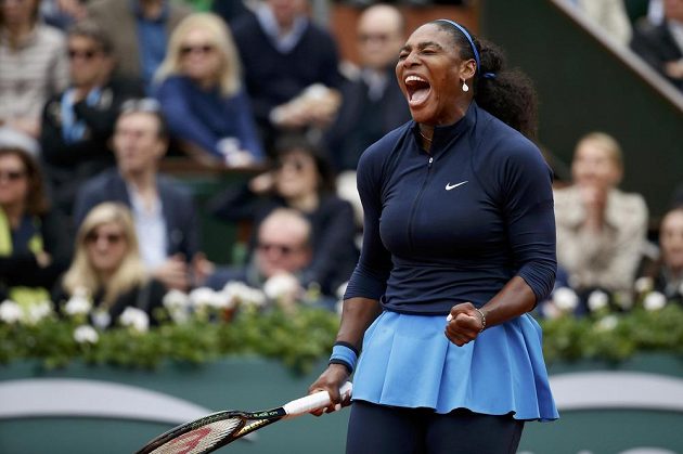 Americká tenistka Serena Williamsová (na snímku) na Špěnalku Garbiňe Muguruzaovou ve finále Roland Garros nestačila.