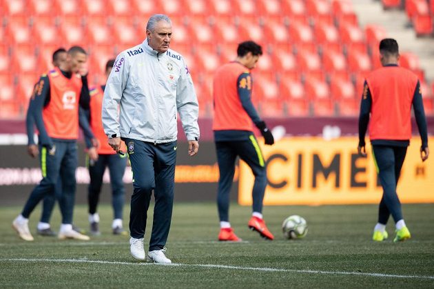 Trenér Brazílie Tite během tréninku národního týmu Brazílie před přátelským utkáním, ČR - Brazílie, dne 25. března 2019 v Sinobo Stadium v Praze.