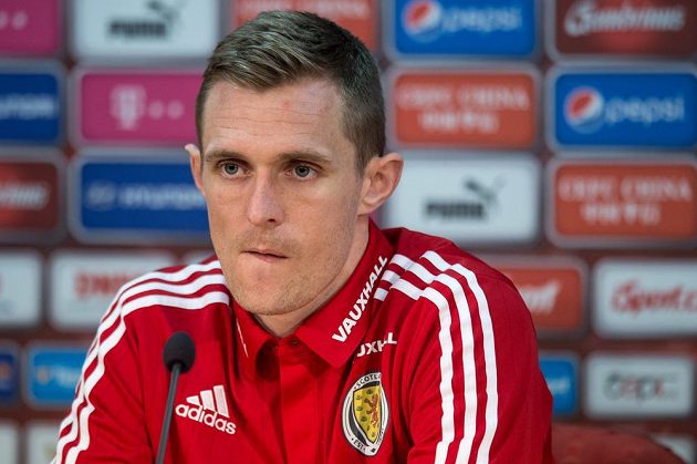 Obránce Skotska Darren Fletcher během tiskové konference před utkáním s Českou republikou v Praze.
