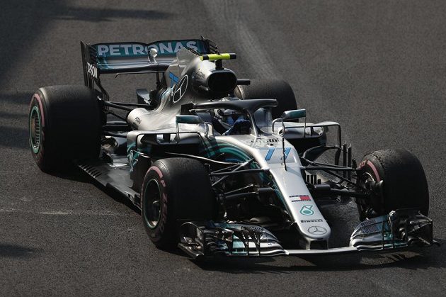 Finský pilot Valtteri Bottas se svým Mercedesem zajel v úvodním tréninku na Velkou cenu Mexika F1 šestý nejrychlejší čas.