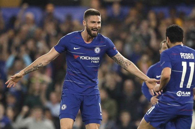 Modrá radost. Fotbalista Chelsea Olivier Giroud slaví gól v utkání Evropské ligy se Slavií.