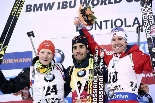 Český biatlonista Ondřej Moravec skončil ve sprintu Světového poháru druhý a na stupních vítězů se sešel s vítězným francouzským suverénem Martinem Fourcadem z Francie a třetím Emilem Hegle Svendsenem z Norska.
