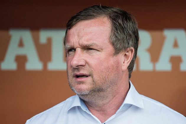 Trenér české fotbalové reprezentace Pavel Vrba během přípravného utkání s Jižní Koreou.