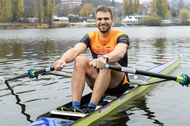 Úspěšný český skifař Ondřej Synek.