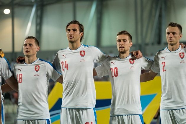 Zleva Jan Bořil, Stefan Simič, David Houska a Šimon Falta před utkáním s Katarem.