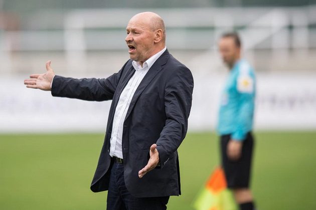Trenér Bohemians Miroslav Koubek během utkání 7. kola ePojištění.cz s Duklou Praha.