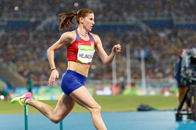 Zuzana Hejnová obsadila ve finále na 400 metrů překážek čtvrté místo.