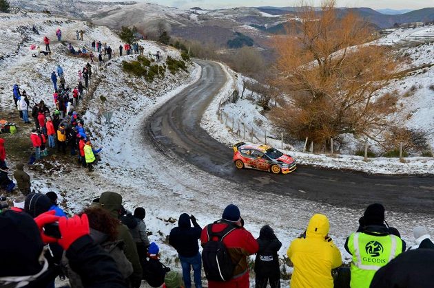 Martin Prokop, jediný český pilot v mistrovství světa, s Fordem Fiesta WRC na trati loňské Rallye Monte Carlo.