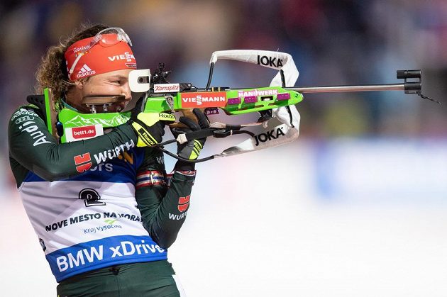 Německá biatlonistka Laura Dahlmeierová během stíhacího závodu v rámci Světového poháru v Novém Městě na Moravě.