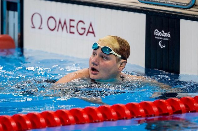 Plavkyně Běla Třebínová, první česká medailistka z paralympijských her v Riu.