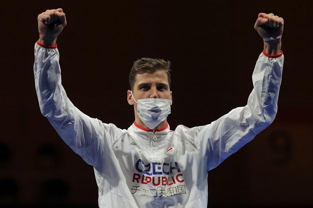 Radost v podání českého fleretisty Alexandra Choupenitche, bronzového medailisty z olympijského Tokia.