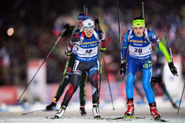 Veronika Vítková během stíhacího závodu v rámci Světového poháru v biatlonu v Novém Městě na Moravě.