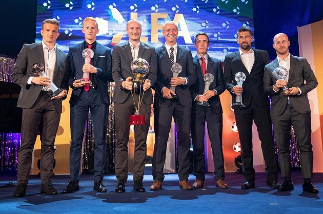 Nejlepší hráč Jan Kopic (vlevo), objev sezóny Václav Jemelka, trenér sezóny Václav Jílek, nejlepší cizinec Davis Ikaunieks, osobnost ligy Milan Baroš a nejlepší hráč podle fanoušků Miroslav Stoch.