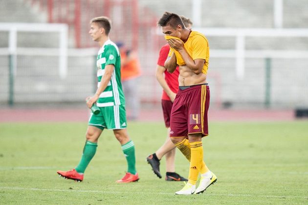Martin Chlumský se nešťastným zásahem do vlastní sítě postaral o jedinou branku v utkání Dukly s Bohemians