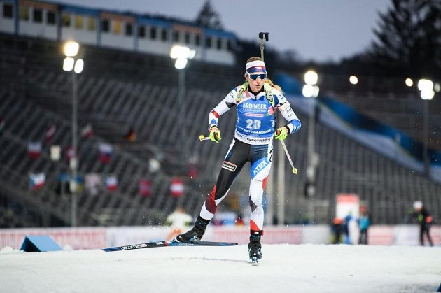 Markéta Davidová si v Novém Městě jede pro třetí místo před prázdnými tribunami