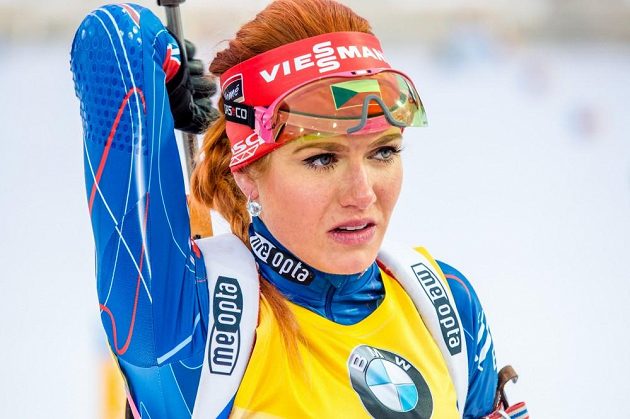 Gabriela Soukalová při sprintu SP v Chanty-Mansijsku.