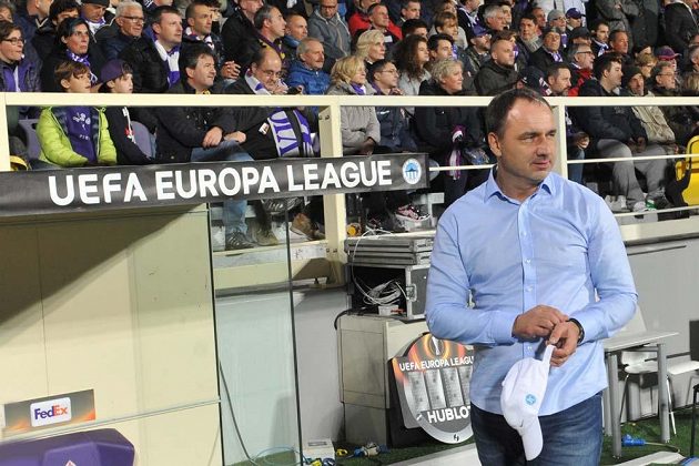 Trenér Jindřích Trpišovský při utkání Evropské Ligy Fiorentina-Liberec.