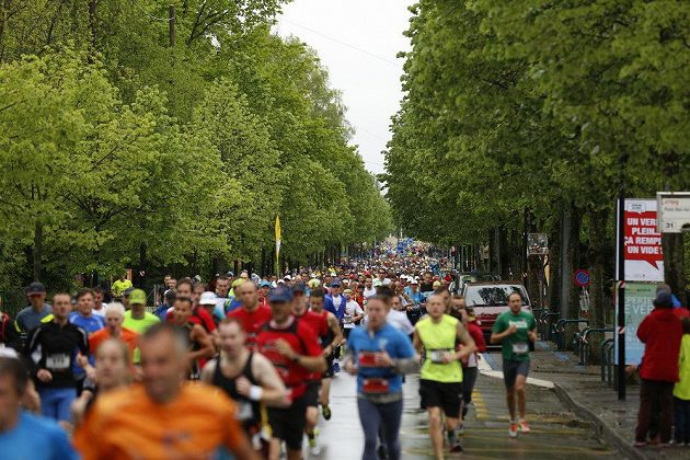 Ženevský maratón - z ženevských ulic se závod přesunul i na "venkov".