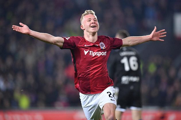 Drchal se raduje ze třetí branky Sparty