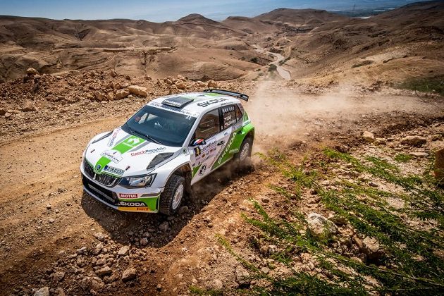 Vojtěch Štajf se Škodou Fabia R5 na trati Jordánské rallye.