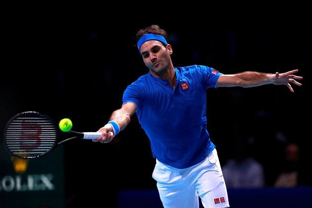 Roger Federer does not give his opponent the opportunity in the first set