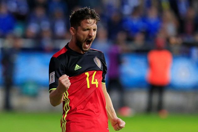Belgičan Dries Mertens slaví gól na hřišti Estonska v kvalifikaci o postup na MS 2018.