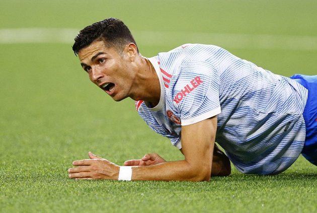 Hvězda Manchesteru United Cristiano Ronaldo v duelu Ligy mistrů s Young Boys.