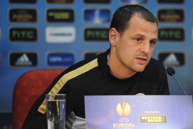 Záložník Marek Matějovský na středeční tiskové konferenci před utkáním Evropské ligy mezi Spartou a Chelsea.