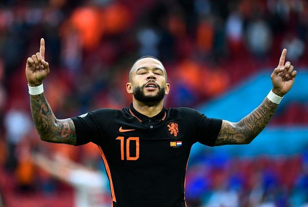 Dutch scorer Memphis Depay opened the score of the match with North Macedonia.