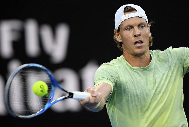 Tomáš Berdych slavnějšího soupeře ve čtvrtfinále v Melbourne v úvodním setu dlouho trápil.