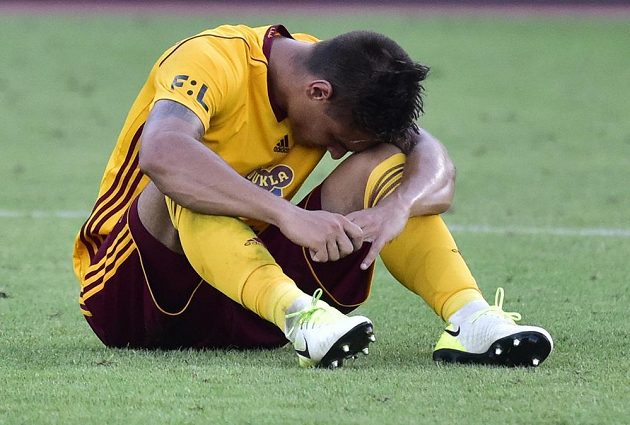 Zklamaný Martin Chlumecký si dal vlastní gól, Dukla podlehla na domácím hřišti Bohemians 0:1