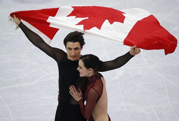 Kanaďané Tessa Virtueová a Scott Moir se s krasobruslařskou kariérou rozloučili zlatem na ZOH.