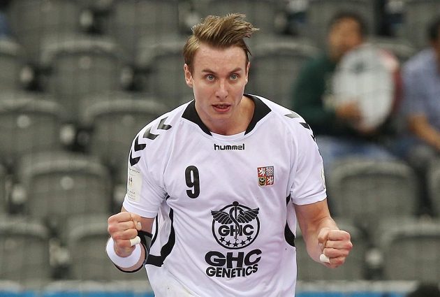 Filip Jícha byl nejlepším střelcem vítězů v duelu s Islandem.