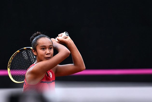 Kanadská tenistka Leylah Fernandezová prohrála ve Fed Cupu s Markétou Vondroušovou z ČR.