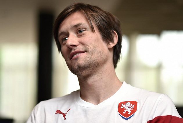 Tomáš Rosický na srazu české fotbalové reprezentace před utkáním kvalifikace ME 2016 s Islandem.