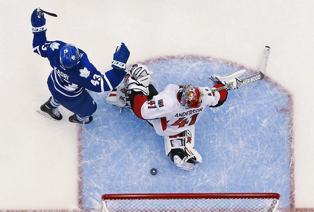 Toronto je v čele NHL. Letos ve třech zápasech ještě neztratilo ani bod. Naposledy si poradilo s kanadským rivalem Ottawou.
