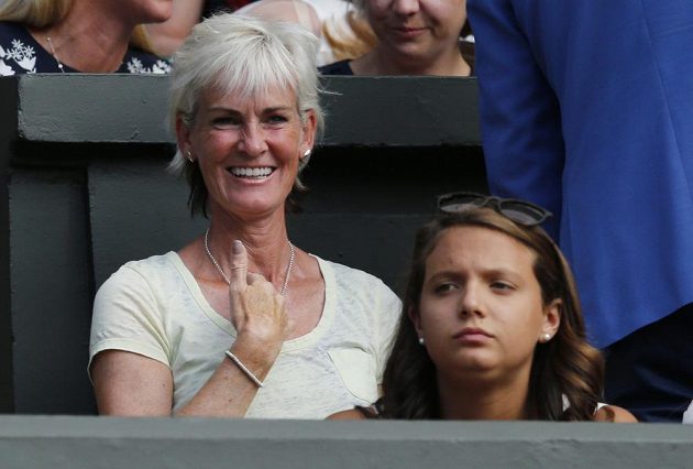 Judy, matka britského tenisty Andyho Murrayho, který hrál semifinále Wimbledonu s Rogerem Federerem ze Švýcarska.