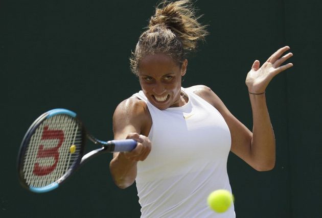Americká favoritka Madison Keysová překvapivě vypadla ve druhém kole Wimbledonu s Rodinovou