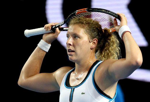 Německá tenistka Anna-Lena Friedsamová na Australian Open překvapivě vyřadila Robertu Vinciovou.