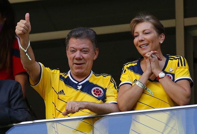 Kolumbijský prezident Juan Manuel Santos nechyběl v hledišti při utkání výběru své země s Pobřežím slonoviny.