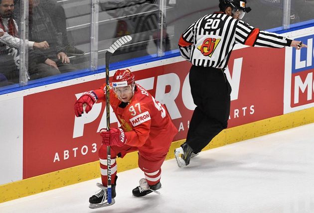 Čtvrtfinále mistrovství světa v hokeji, Rusko - USA, 23. května 2019 v Bratislavě. Ruský útočník Nikita Gusev se raduje z prvního gólu.