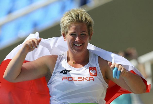 Polka Anita Wlodarczyková ozdobila olympijské finále kladivářek světovým rekordem.