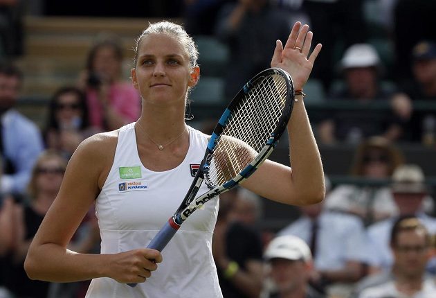 Karolína Plíšková září spokojeností. Favorizovaná Češka zvládla postup do 2. kola Wimbledonu bez potíží.