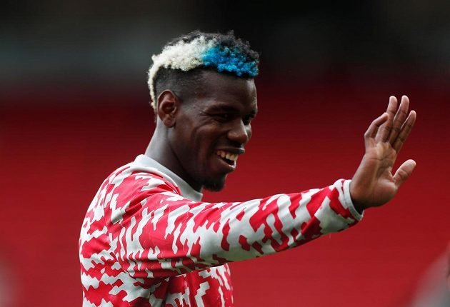 Francouzský fotbalista Paul Pogba je oporou Manchesteru United. Ale jak to bude v příští sezoně?