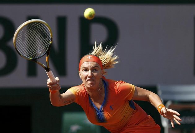 Světlana Kuzněcovová z Ruska během duelu 3. kola French Open proti Petře Kvitové.