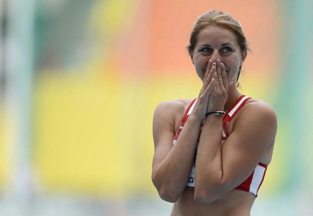 Vícebojařka Eliška Klučinová si osobní rekord zlepšila i ve výškařském sektoru. Skočila 186 centimetrů.